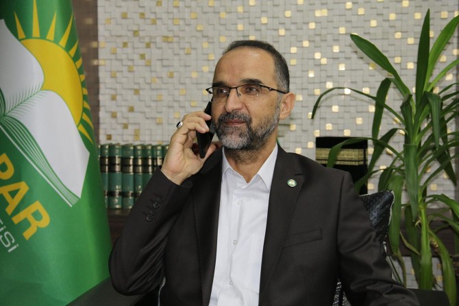 Karamollaoğlu’dan HÜDA PAR Genel Başkanı Sağlam’a tebrik telefonu
