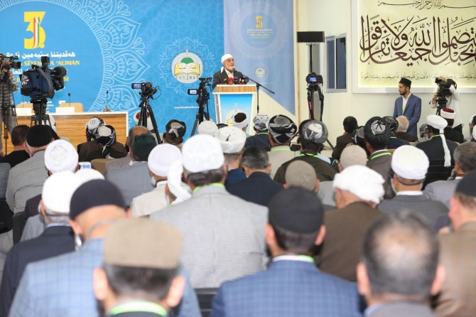 Ulema kendi arasında vahdeti oluşturmalıdır