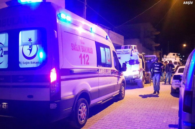 Mardin Kızıltepe'de gençlerin kavgası kanlı bitti: 2 yaralı