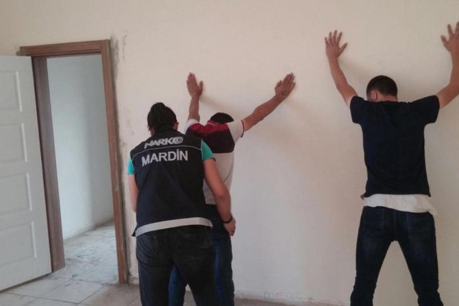Mardin’de uyuşturucu operasyonu: 10 tutuklama
