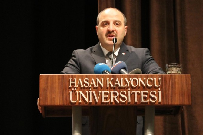 Üretmediğimiz her teknoloji geleceğimizi ipotek altına almaktadır