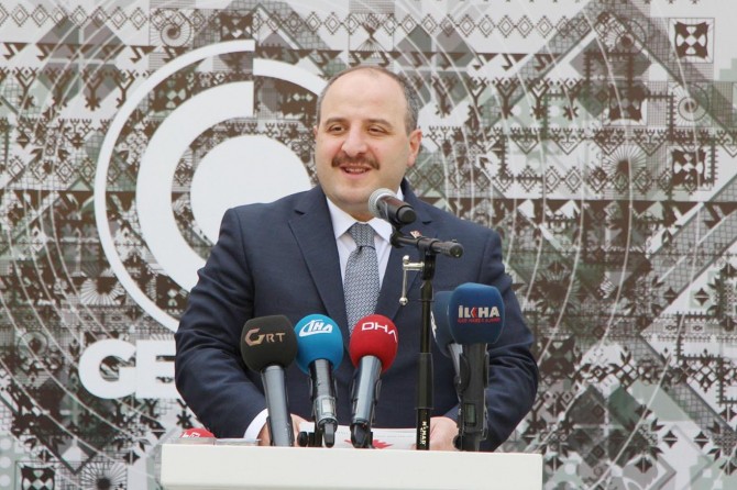 Bakan Varank: Üretimde yapısal dönüşüme ihtiyacımız var