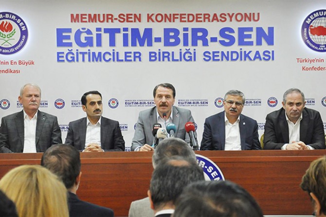 Eğitim-Bir-Sen Genel Başkanı Ali Yalçın: Siyasi irade kararına sahip çıkmalı