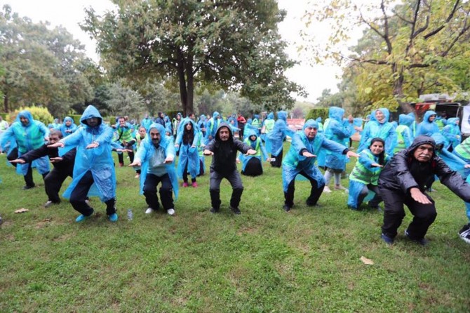 Gazeteciler sağlıklı yaşam için yürüdü