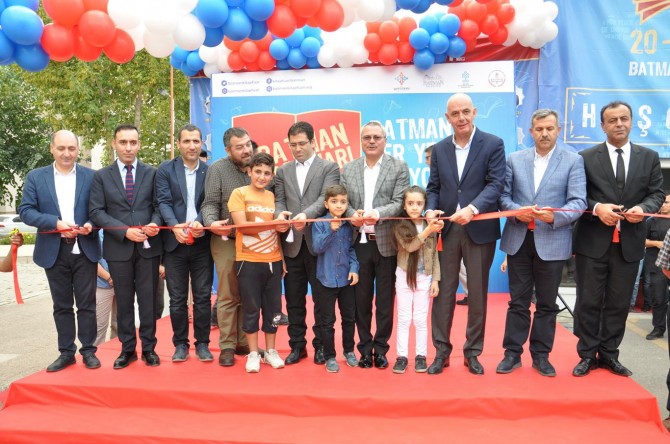 Batman’da “2’nci kitap fuarı” açıldı