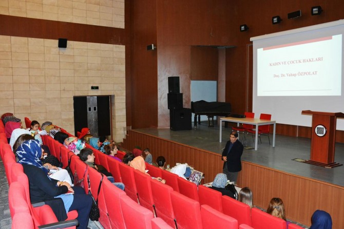 "Anne Üniversitesi" eğitimlerine başladı