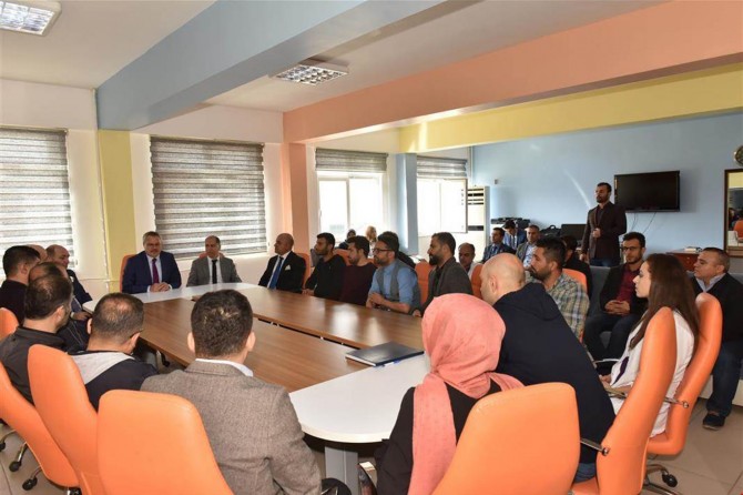 Eğitim manevi değerlere sahip gençliğin yetişmesinde önemli rol oynuyor