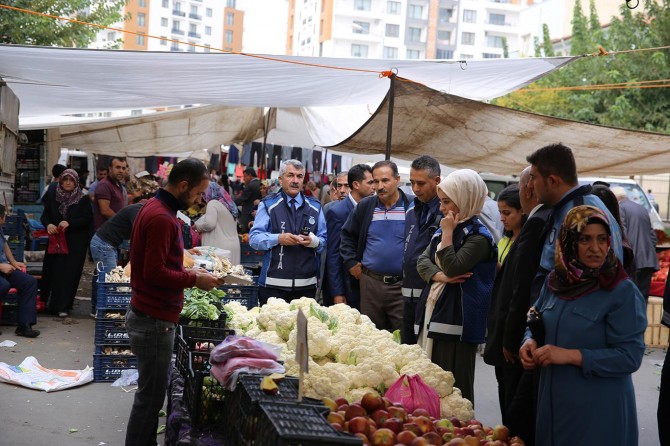 Zabıta pazar ve kasap denetledi