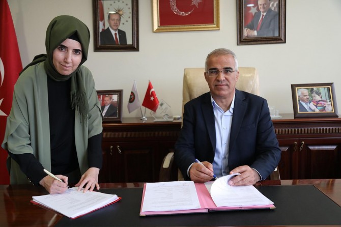 Bingöl'de çöpten enerji üretimi için imzalar atıldı