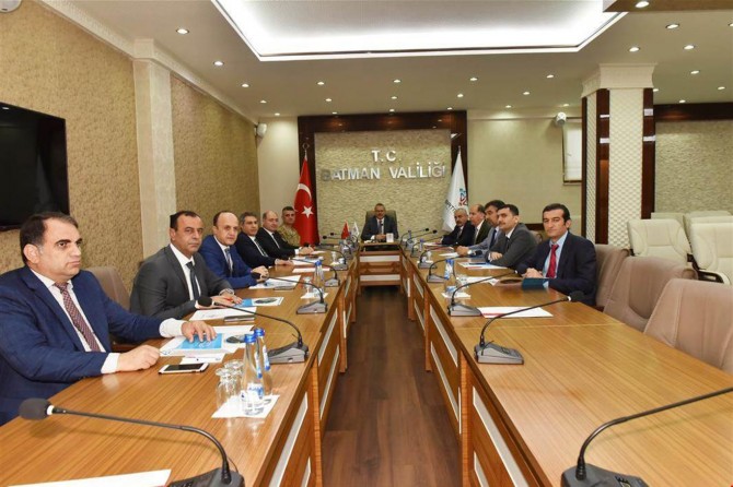 Valilik gençlere yönelik araştırma yaptı