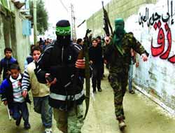 Filistinli Mücahitler 4 Siyonist'i Yaraladı