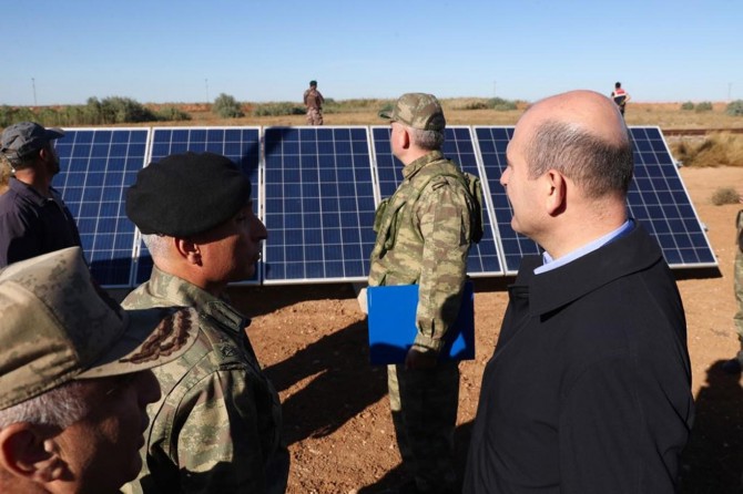 Bakan Soylu Suriye sınırda incelemelerde bulundu
