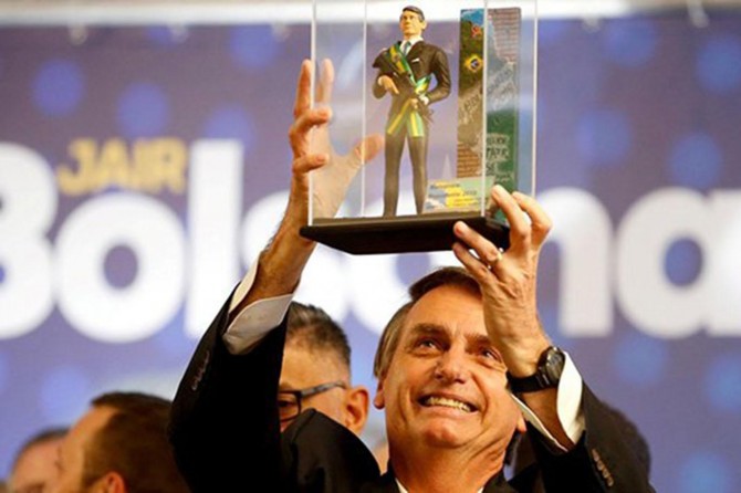 Brezilya Devlet Başkanlığını siyonist rejimin yardakçısı Bolsonaro kazandı!