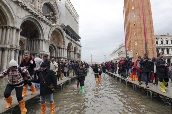 Venedik sular altında kaldı