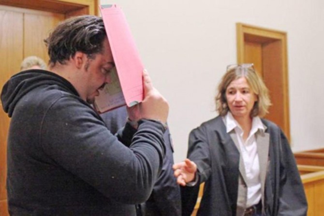 Hemşîrê Alman ji sûcê kuştina 100 kesan tê darizandin