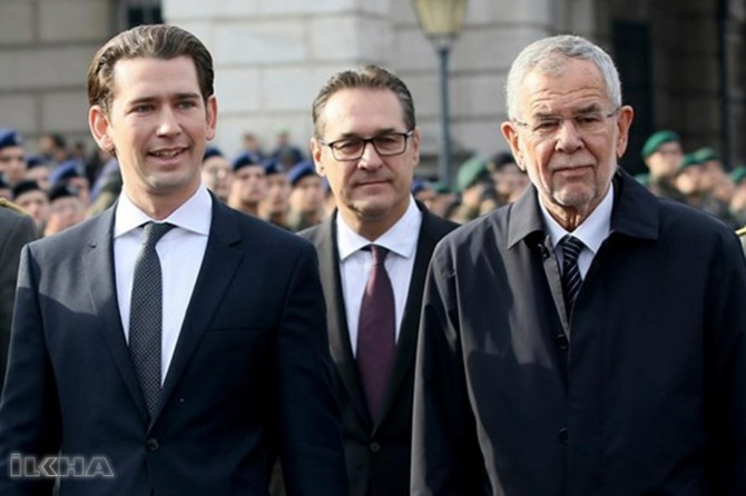 Austria withdraws from UN migration pact