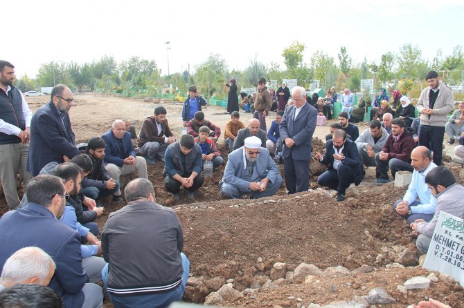 Yusufi Ramazan Kalkan'ın fedakâr ninesi defnedildi