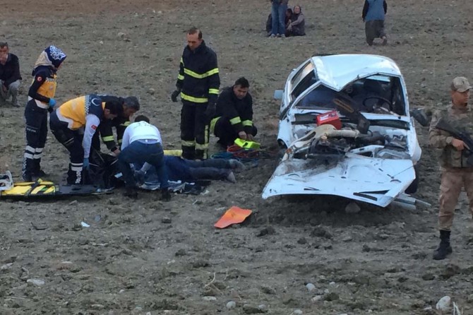 Adıyaman’da otomobil şarampole devrildi: 1 ölü