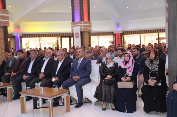 Diyanet-Sen yönetimi güven tazeledi