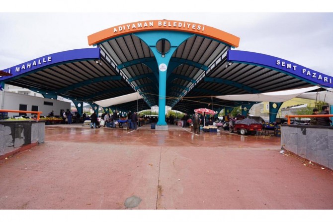İlk kalıcı semt pazarı açıldı