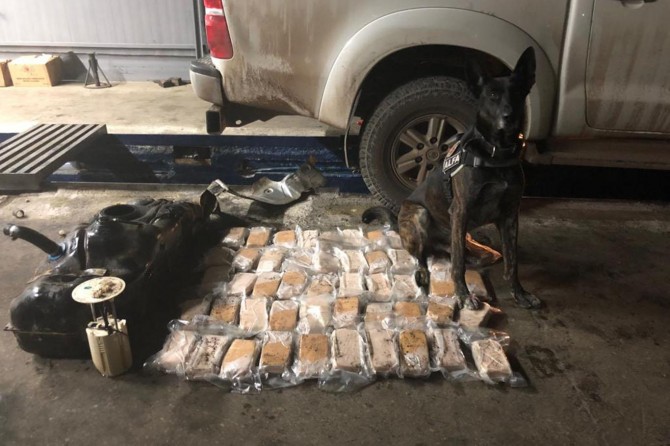 Yakıt deposunda 27 kilo eroin ele geçirildi