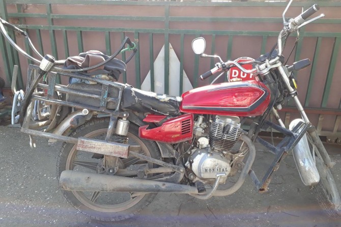 15 mutfak tüpü taşıyan motosikletli yakalandı