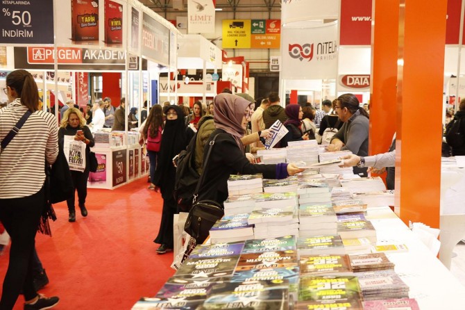 ​37'nci Uluslararası İstanbul Kitap Fuarı açıldı