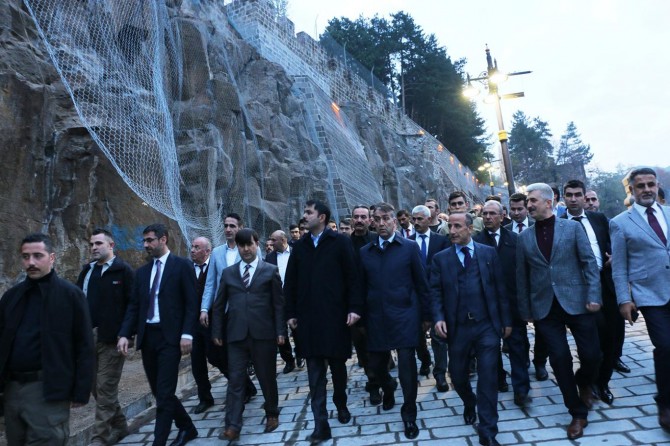 Bakan Kurum, Sokak Sağlıklaştırması Projesini inceledi