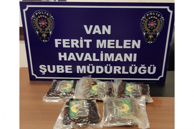 Havalimanında uyuşturucu ele geçirildi