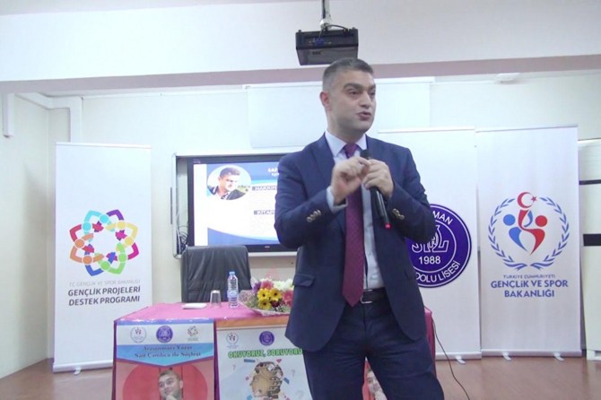 Okumak sadece kâğıda bakmak değil, toplumsal bir problemi görebilmektir