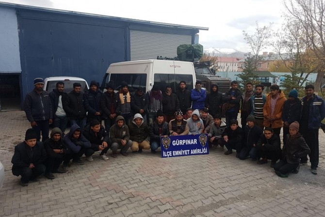 Li Wanê 34 koçber hatin girtin