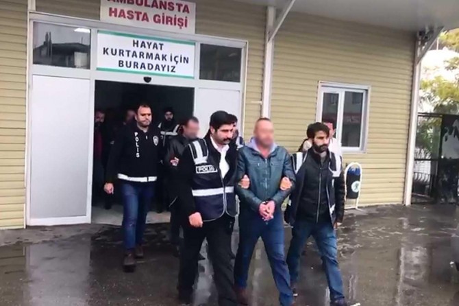 Gaziantep’te çaldıkları kamyonu parçalayan 7 şüpheli gözaltına alındı