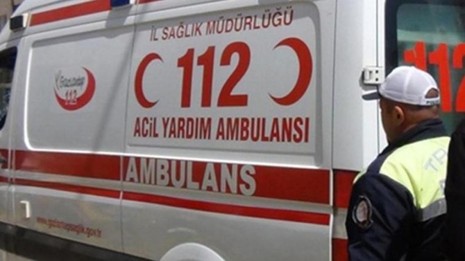 Serwîsa zarokên astengdar û mekîneya kar li hev qelibîn: 14 birîndar