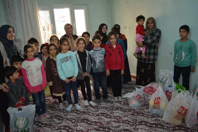 ​Batman’da öğrencilerden yetim aileye yardım
