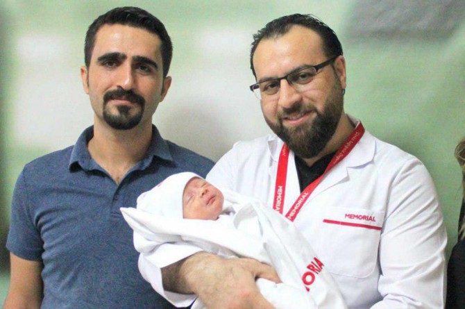 Diyafram Hernisi bebek ameliyatla yeniden yaşama tutundu