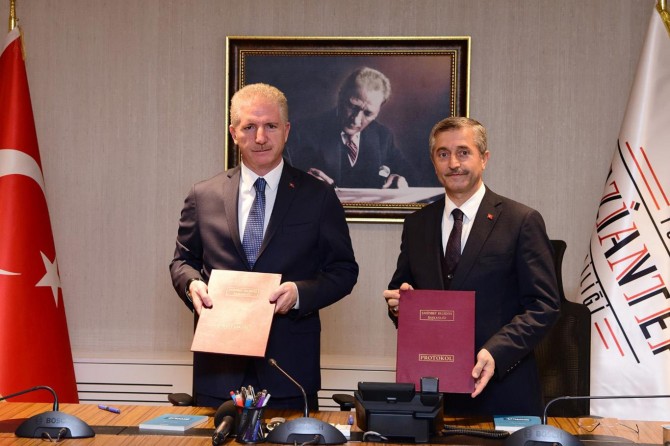 Umre ödüllü kitap yarışması düzenlenecek