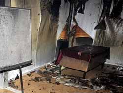 Okuma Salonuna Molotoflu Saldırı