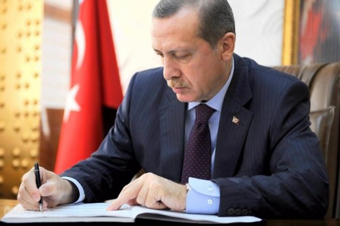 Cumhurbaşkanı Erdoğan 11 üniversiteye rektör atadı