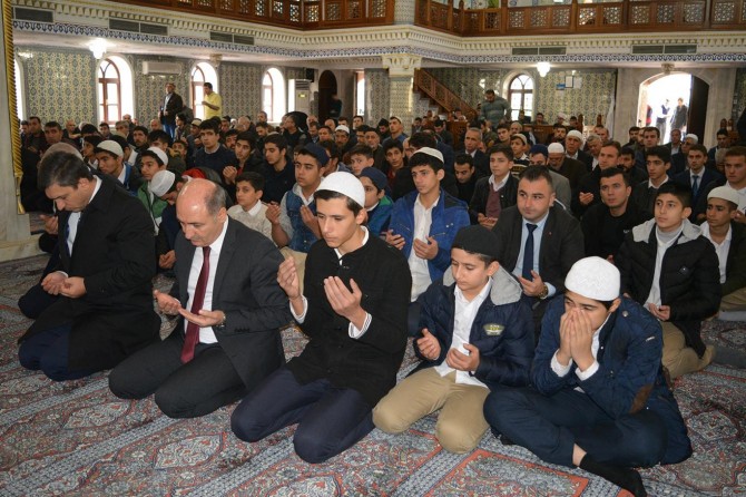 24 Kasım Öğretmenler Günü'nde mevlid ve hatim duası okundu