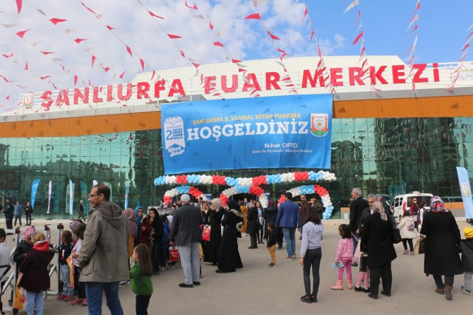 İnsanı ve kâinatı okumak için okuyalım