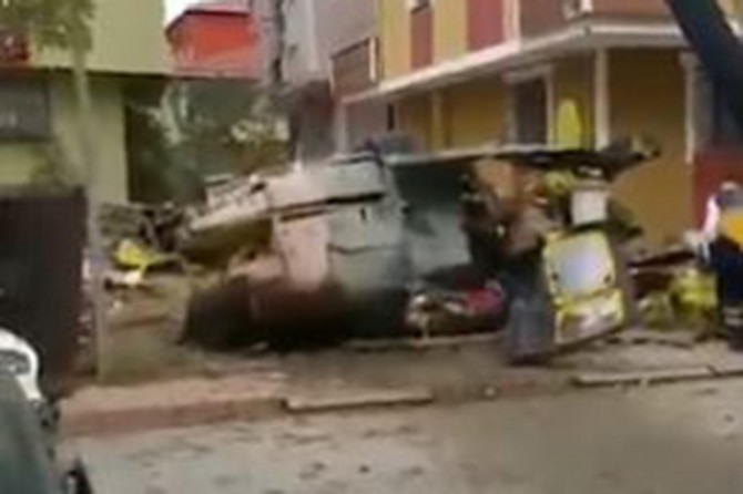 İstanbul Valiliği'nden düşen helikopterle ilgili açıklama