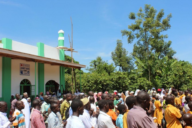 Weqfa Yetîman li Ugandayê mizgeft vekir