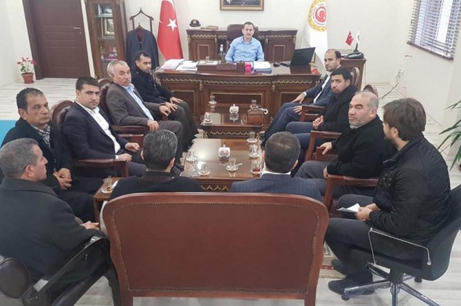 STK'lar Kaymakam Dereci'yle elektrik sorununu konuştu