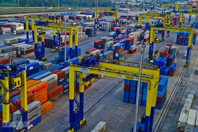 Exports increased while imports decreased, Turkstat