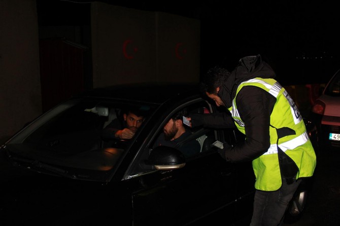 Bitlis Tatvan'da asayiş uygulamasında 2 bin kişi sorgulandı