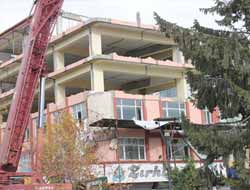 Van'da Yıkımlar Artık Daha Modern Yapılıyor