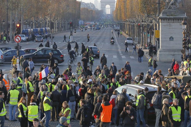 Fransa hükümeti geri adım attı