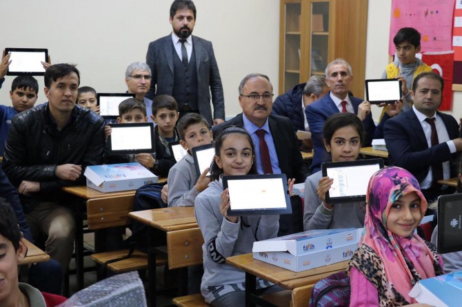 Adıyaman’da 340 öğrenciye tablet dağıtılacak