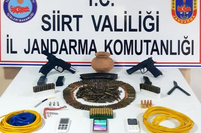 Silah kaçakçısı 3 kişi gözaltına alındı