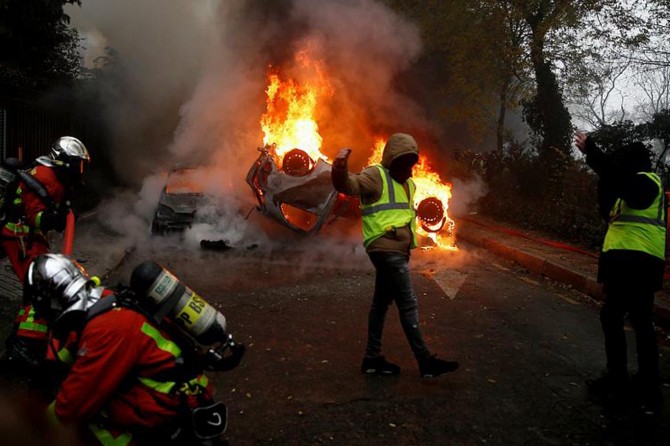 Sarı Yeleklilerin ardından çiftçiler de eylem hazırlığında
